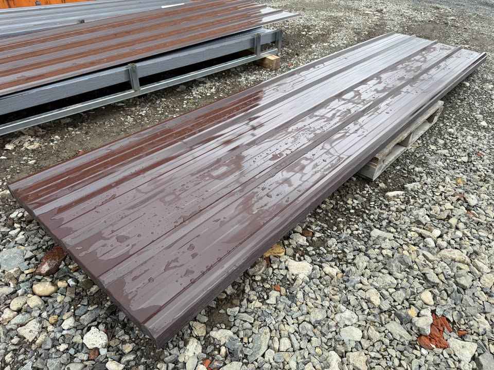 12FT x 3FT Grey & Brown Metal Ribbed Roofing / Siding Panels, 26 Gauge