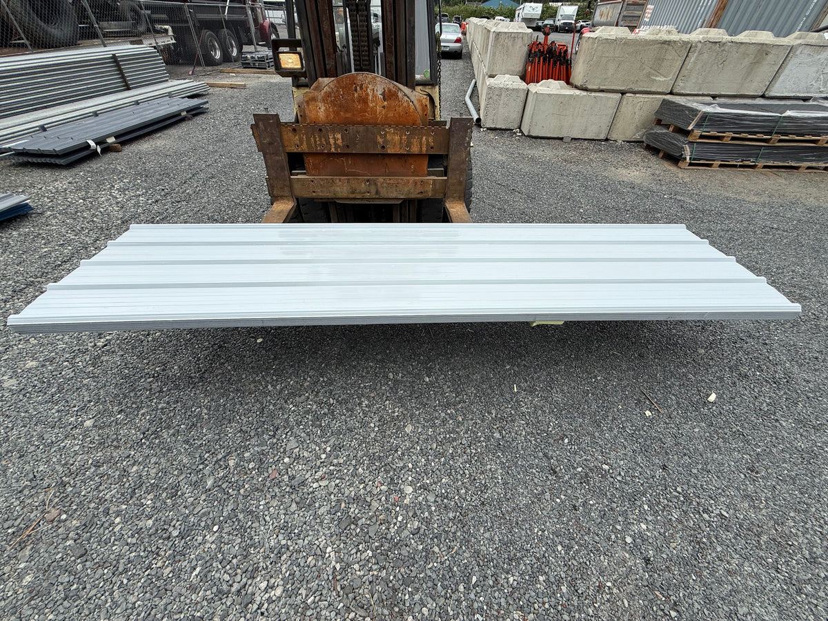 12FT x 3FT White Metal Ribbed Roofing / Siding Panels, 26 Gauge