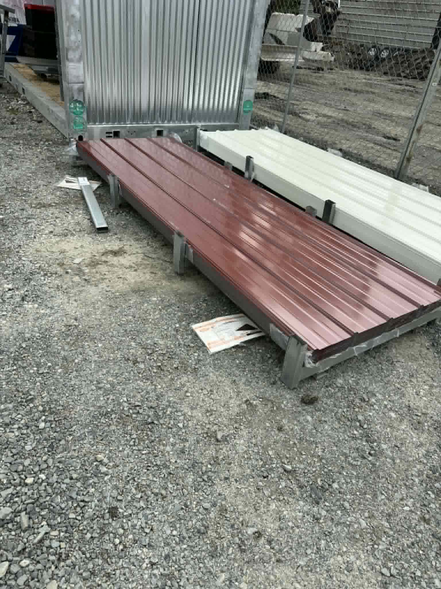 10FT x 3FT Red Galvanized Metal Ribbed Roofing / Siding Panels, 25 Gauge