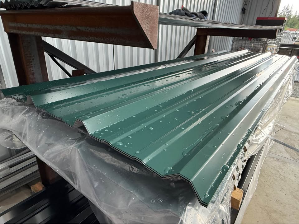 26 Gauge AG High Rib Metal Roofing Panel – Green