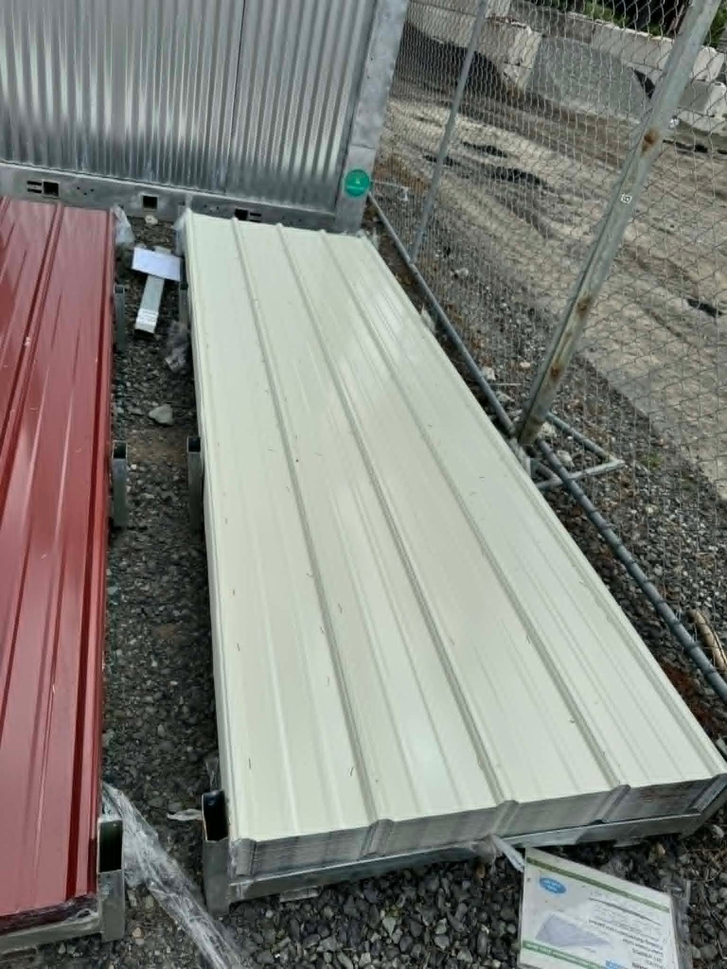 10FT x 3FT Cream Galvanized Metal Ribbed Roofing / Siding Panels, 26 Gauge