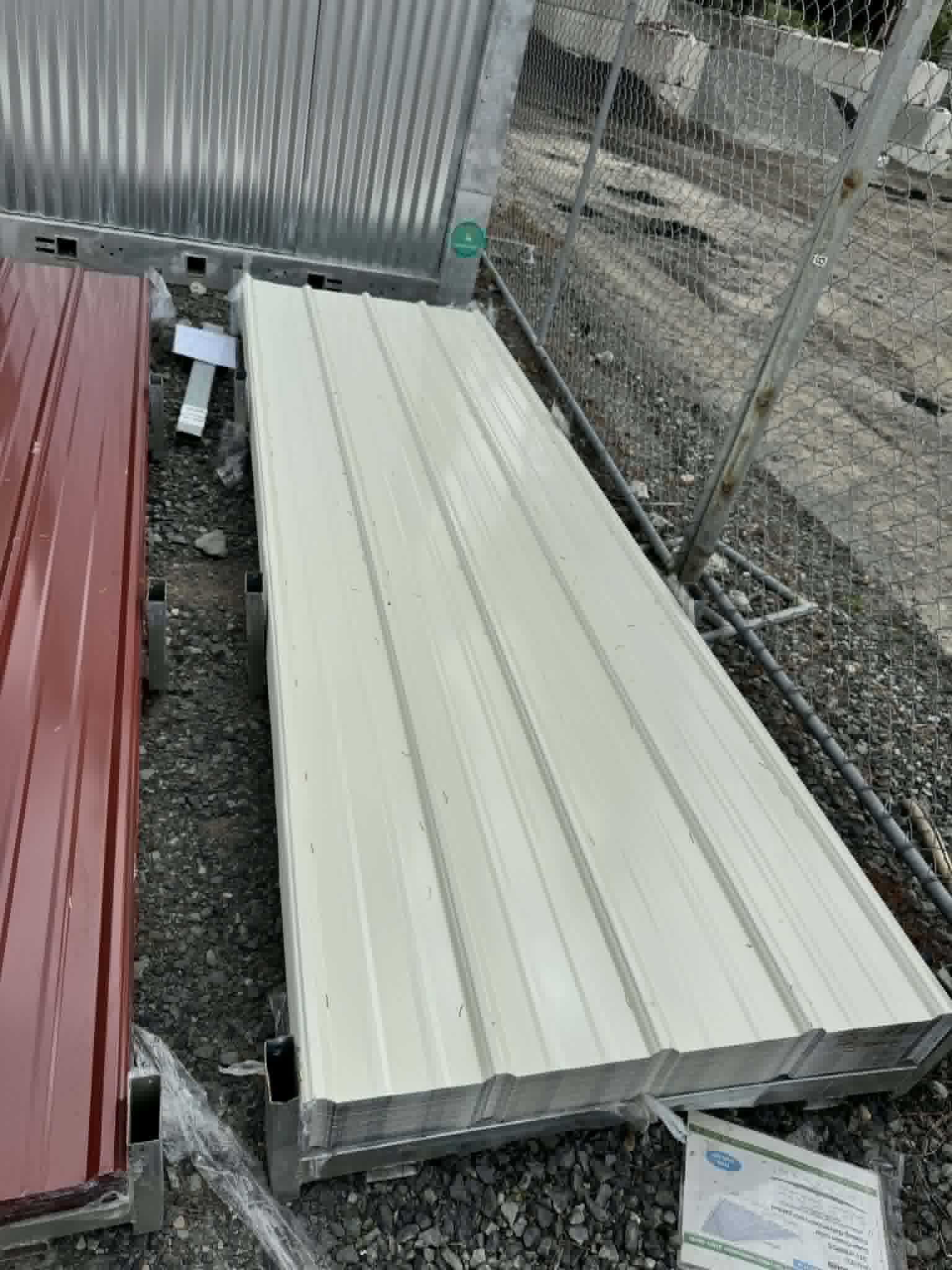 10FT x 3FT Cream Galvanized Metal Ribbed Roofing / Siding Panels, 26 Gauge